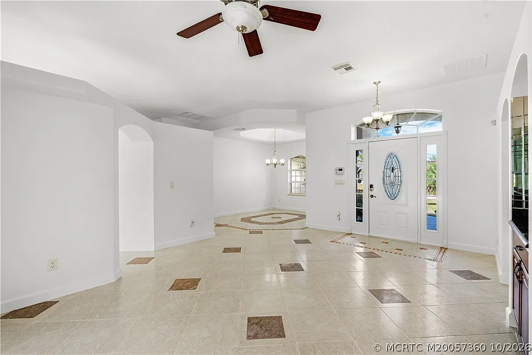 4 bed, 5.0 bath, 2757 sqft, $4,200 — Photo 4