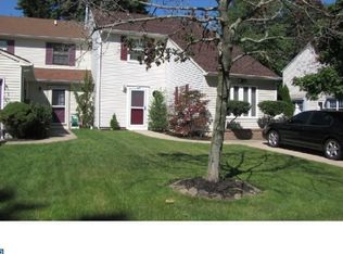 23 Hyacinth Ln, Sicklerville, NJ 08081