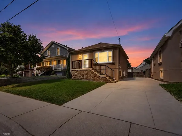 105 Munn St, Hamilton, ON L8V 1K5