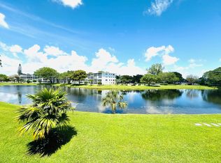 Cambridge F, Deerfield Beach, FL 33442