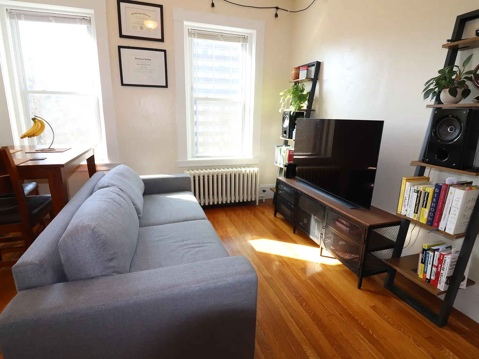 1 bed, 1.0 bath, $2,850 — Photo 2