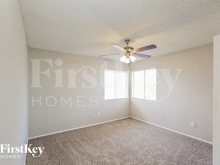 6849 W Yucca St — Photo 8