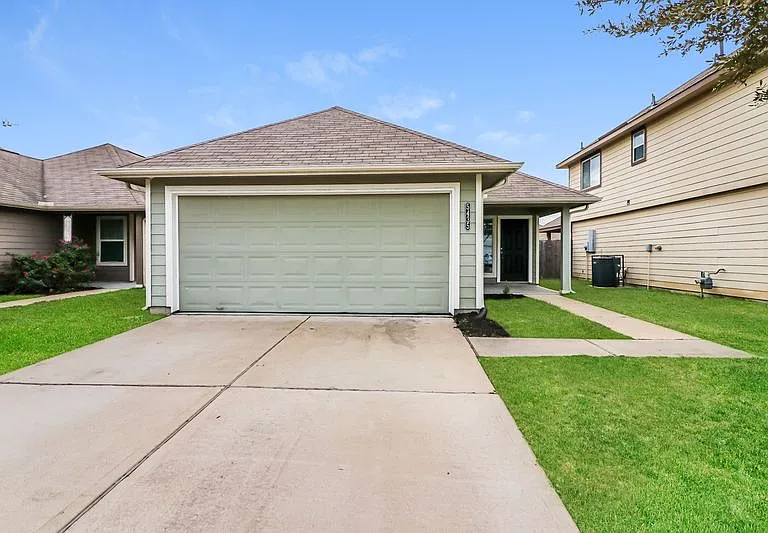 5435 Latta Plantation Dr — Photo 1