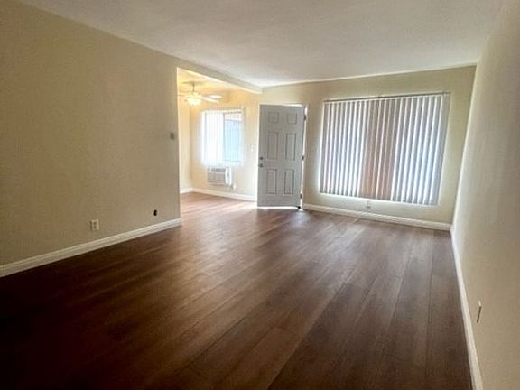 3rd image of 623 Balboa Ave APT J