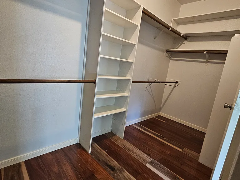 12310 Robin Meadow Cir — Photo 17