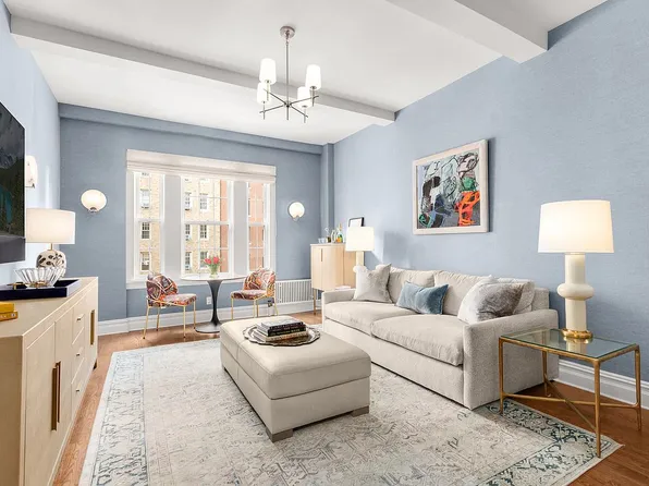 25 5th Ave APT 6E, New York, NY 10003