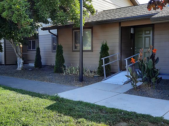5th image of 189 NW Glenhart Ave #8202