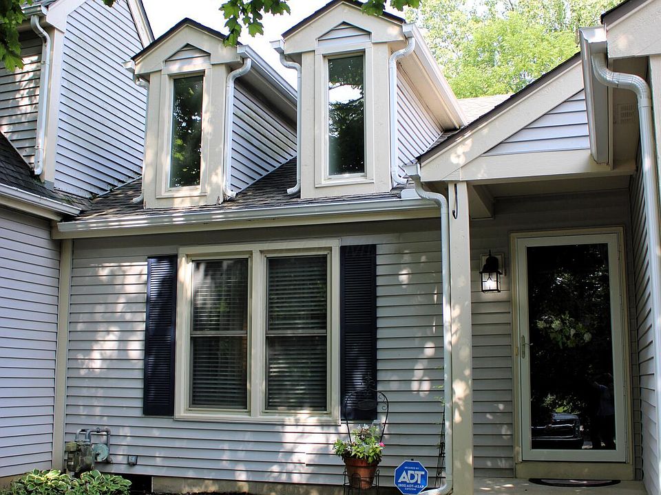 1st image of 1058 Chatham Ln W