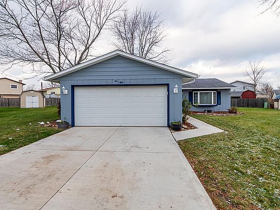 2nd image of 150 Capital Ct