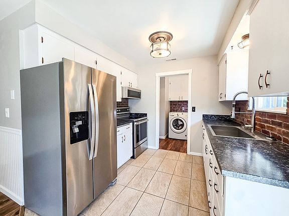 4th image of 4117 147th Ave NE