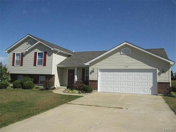 3rd image of 150 Gardenia Dr
