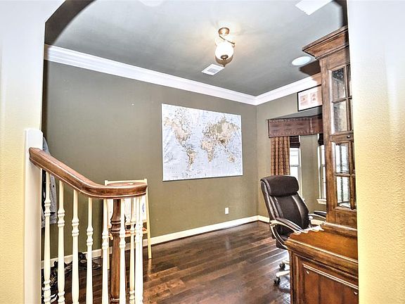 5th image of 13718 Elm Shores Dr