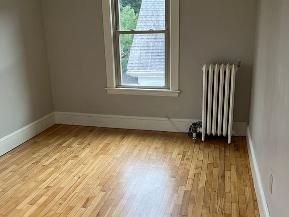 3rd image of 61 Roberts St #3