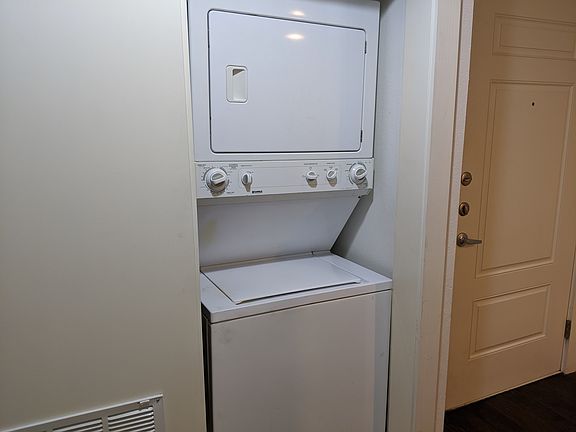 4th image of 2708 San Pedro St APT 102