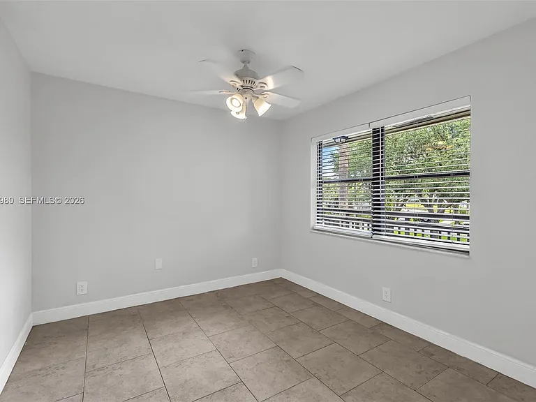 3014 SW 21st Ter #352C — Photo 6