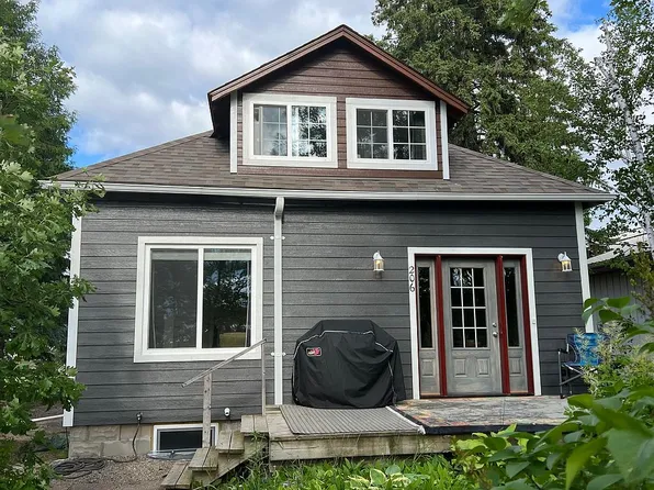 206 S River St, Cook, MN 55723