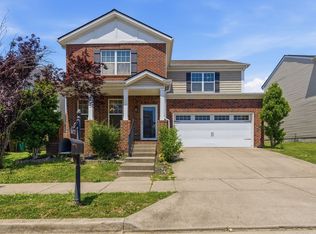 1672 Stonewater Dr, Hermitage, TN 37076