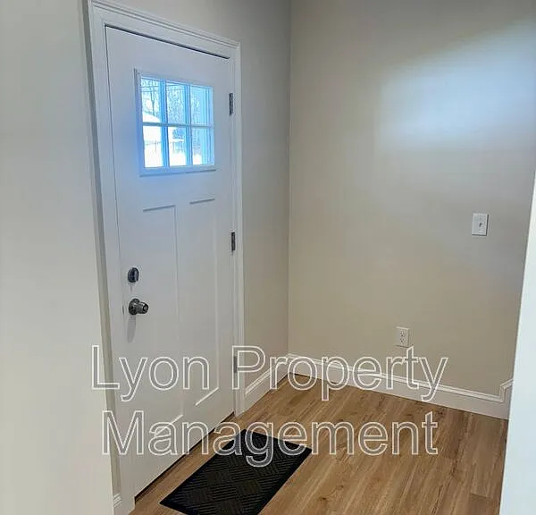 25 Johnson St #A — Photo 14