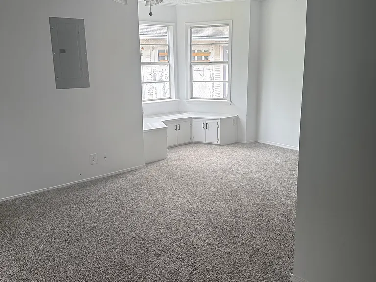 320 W 7th Ave — Photo 13