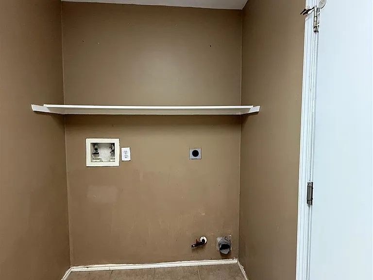17318 Glenmorris Dr — Photo 11