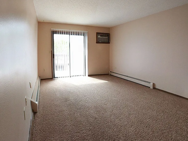 Southview Apartments — Photo 17