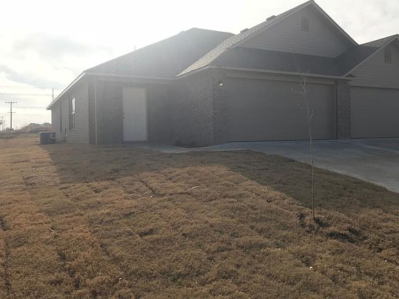 2nd image of 3301 SW Windrift Ave #1