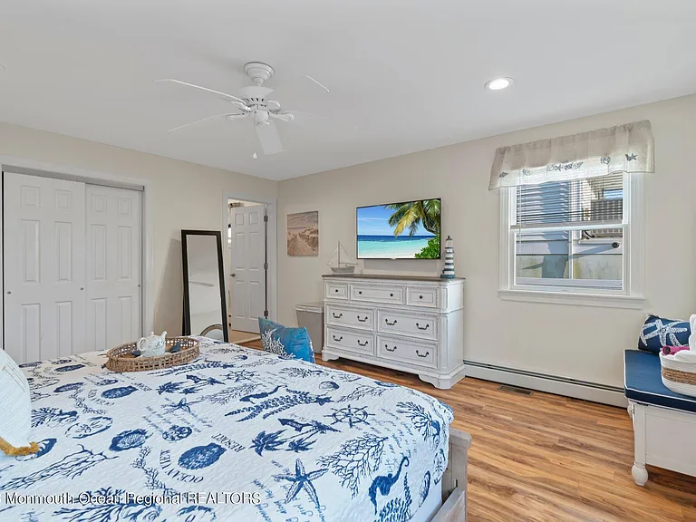 1404 Oceanfront #DOWN — Photo 11