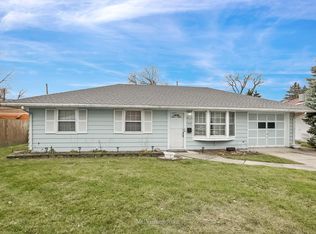 560 Florida Ave, Aurora, IL 60506