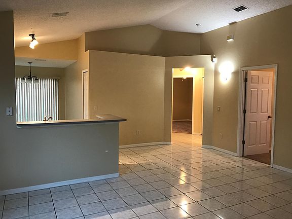 4th image of 1525 Citrus Orchard Way