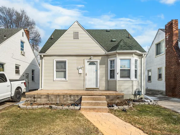 6108 Barrie St, Dearborn, MI 48126