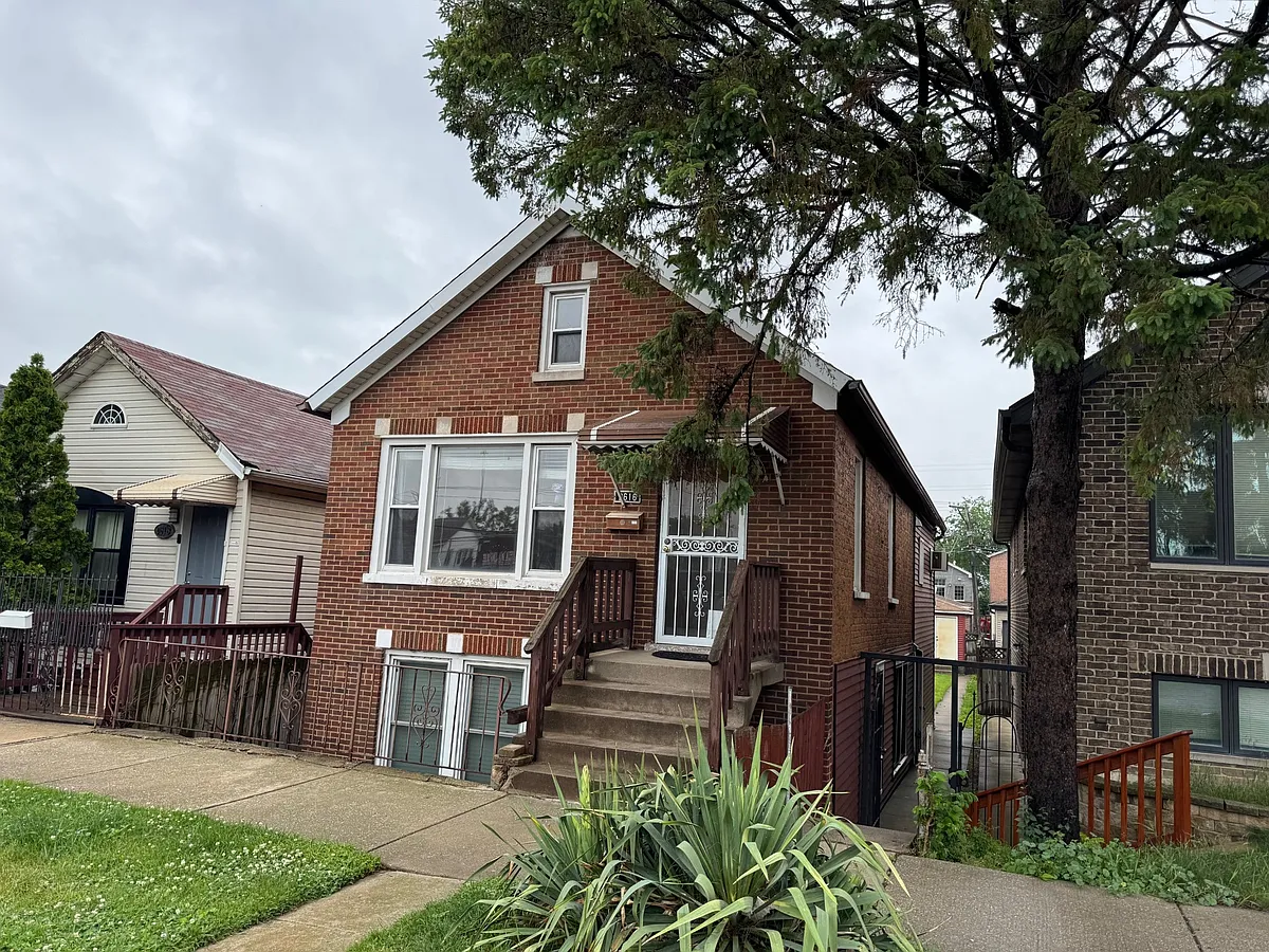 Building Photo - 2616 S Hillock Ave #1
