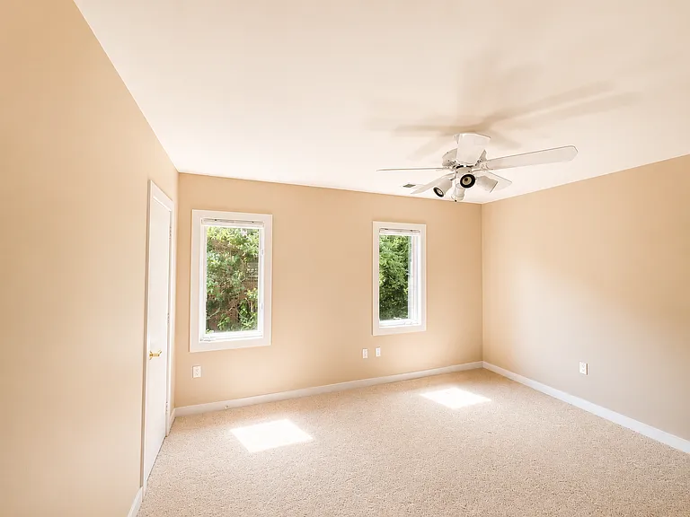 7204 Elizabeth Dr — Photo 17