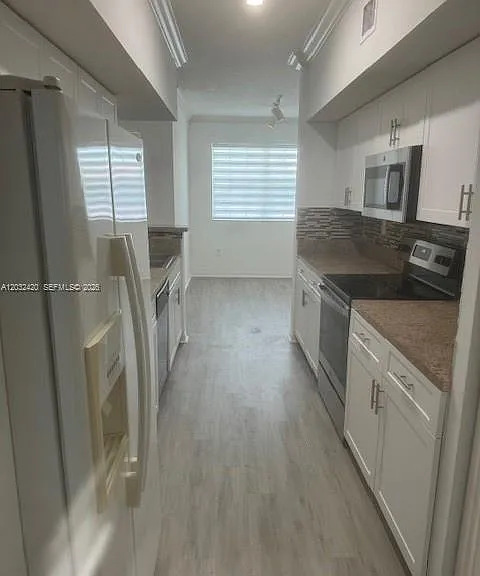 140 SW 117th Ave #4301 — Photo 3