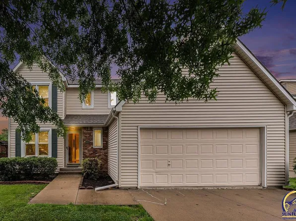 4205 Saddlehorn Dr, Lawrence, KS 66049