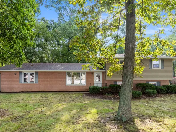 11606 Hand Rd, Fort Wayne, IN 46818