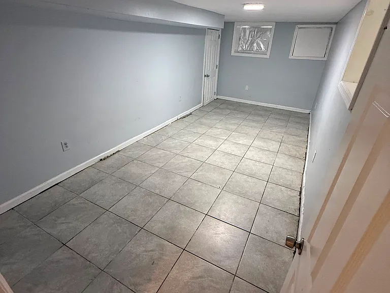 537 S Clinton St #1 — Photo 10