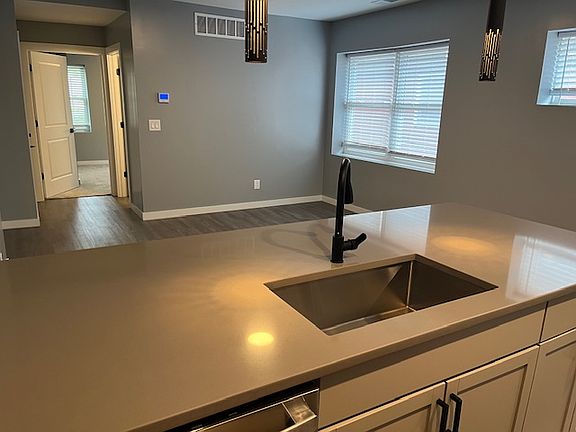 4th image of 1375 N 5th St #1377