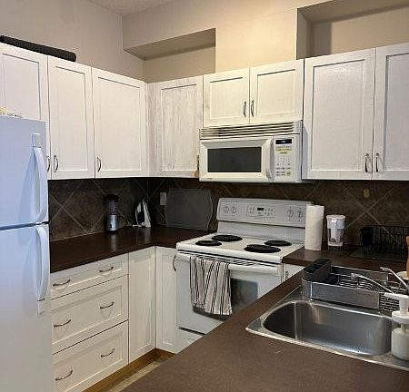 4th image of 70 Panamount Dr NW #8303