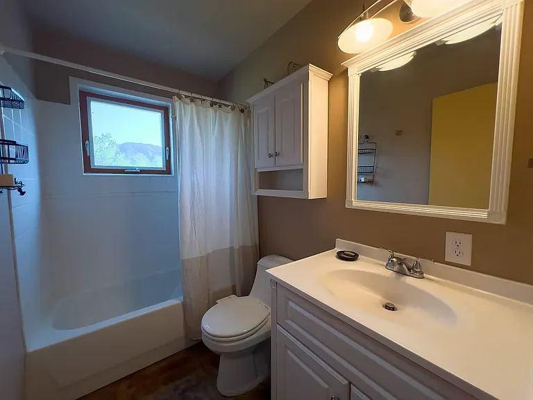 1482 Badger Rd #B — Photo 17