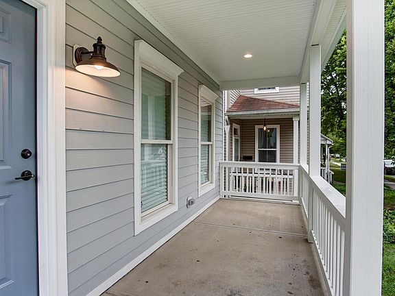3rd image of 196 N 21st St