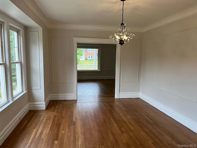 36 Grand Blvd #1 — Photo 4