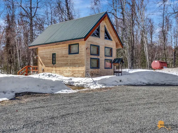 14912 E Petwood Cir, Talkeetna, AK 99676