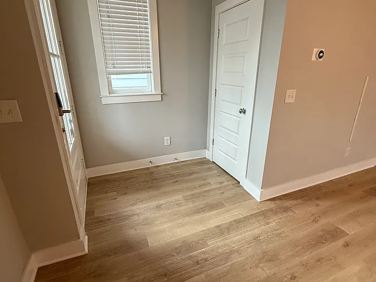 758 Cottage Park Dr — Photo 38