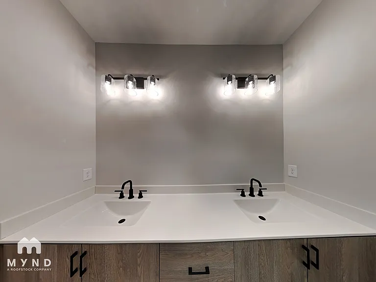 155 Color Cir — Photo 8