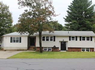 2 Stratton Dr, Hudson, MA 01749