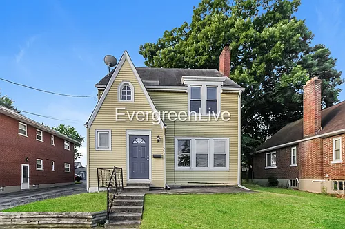 1553 McMakin Ave Photo 1