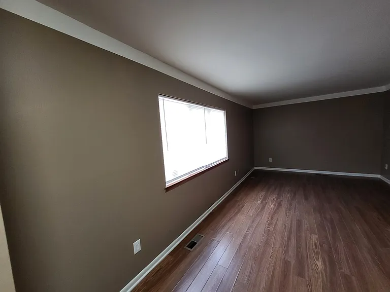 875 Raupp Pl — Photo 4