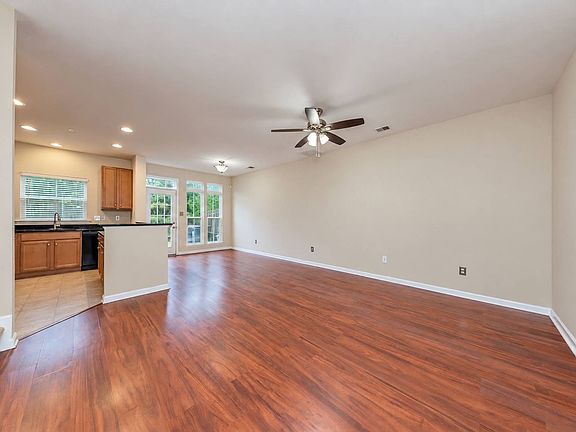 3rd image of 3474 Westham Ln