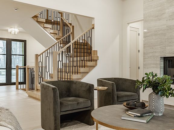 5th image of 4094 Chapel Hill Ct