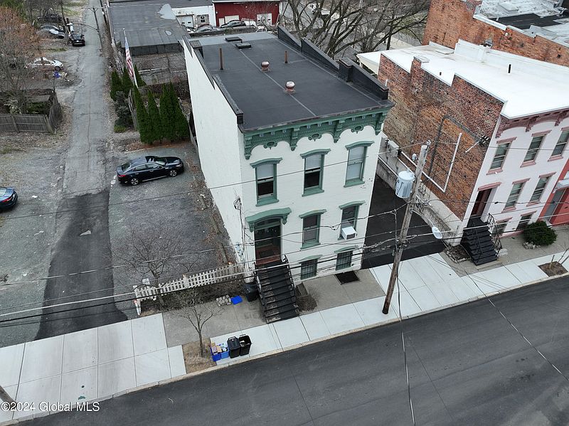 5th image of 110-112 Philip Street